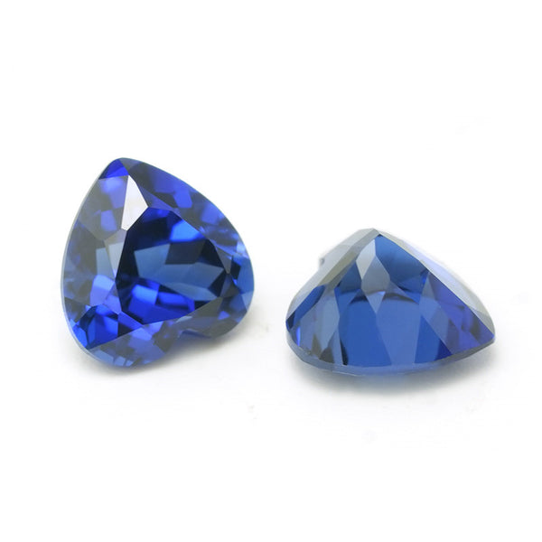 Lab Grown Sapphire, Heart, VVS, 1 Piece, MGLC3002