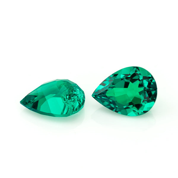 Lab Grown Emerald, Pear, VVS, 1 Piece, MGLC4013