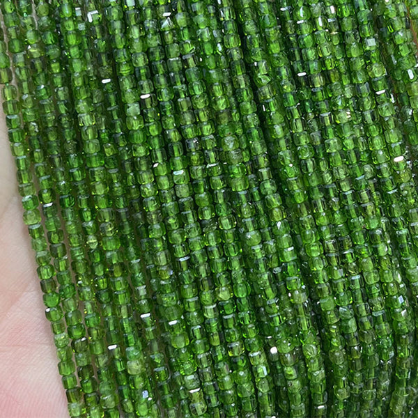 Natural Faceted Square Diopside Beads, Natural Color, 2.5mm, 1 Strand, MBGEDIO004