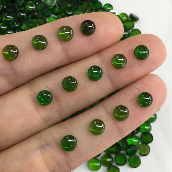Natural Diopside Round Cabochons, Natural Color, AAA Grade, 1 Piece, MFCA3902
